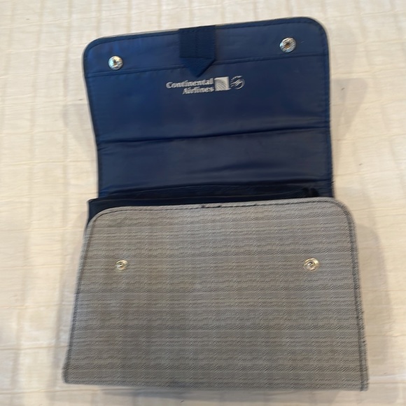 Continental airlines business toiletry bag airline shaving dop Doppler amenity - Picture 4 of 7